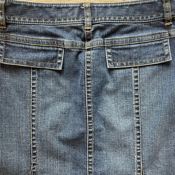 Y2K Trumpet Low Rise  Ann Taylor Loft Denim Skirt Zipper Details  Sz 6 - Picture 7 of 14